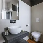 Apulia Blue Apartements & לינה וארוחת בוקר בארי