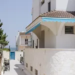 Apulia Blue Apartements & 4* בארי