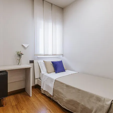 לינה וארוחת בוקר Apulia Blue Apartements & בארי