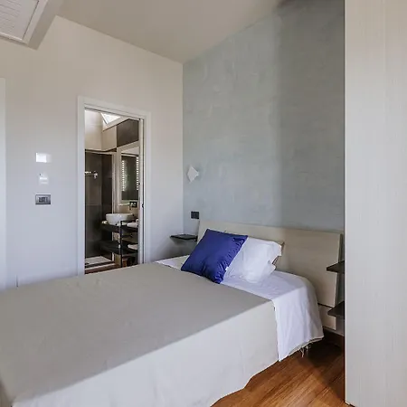 Apulia Blue Apartements & Bed and Breakfast Μπάρι